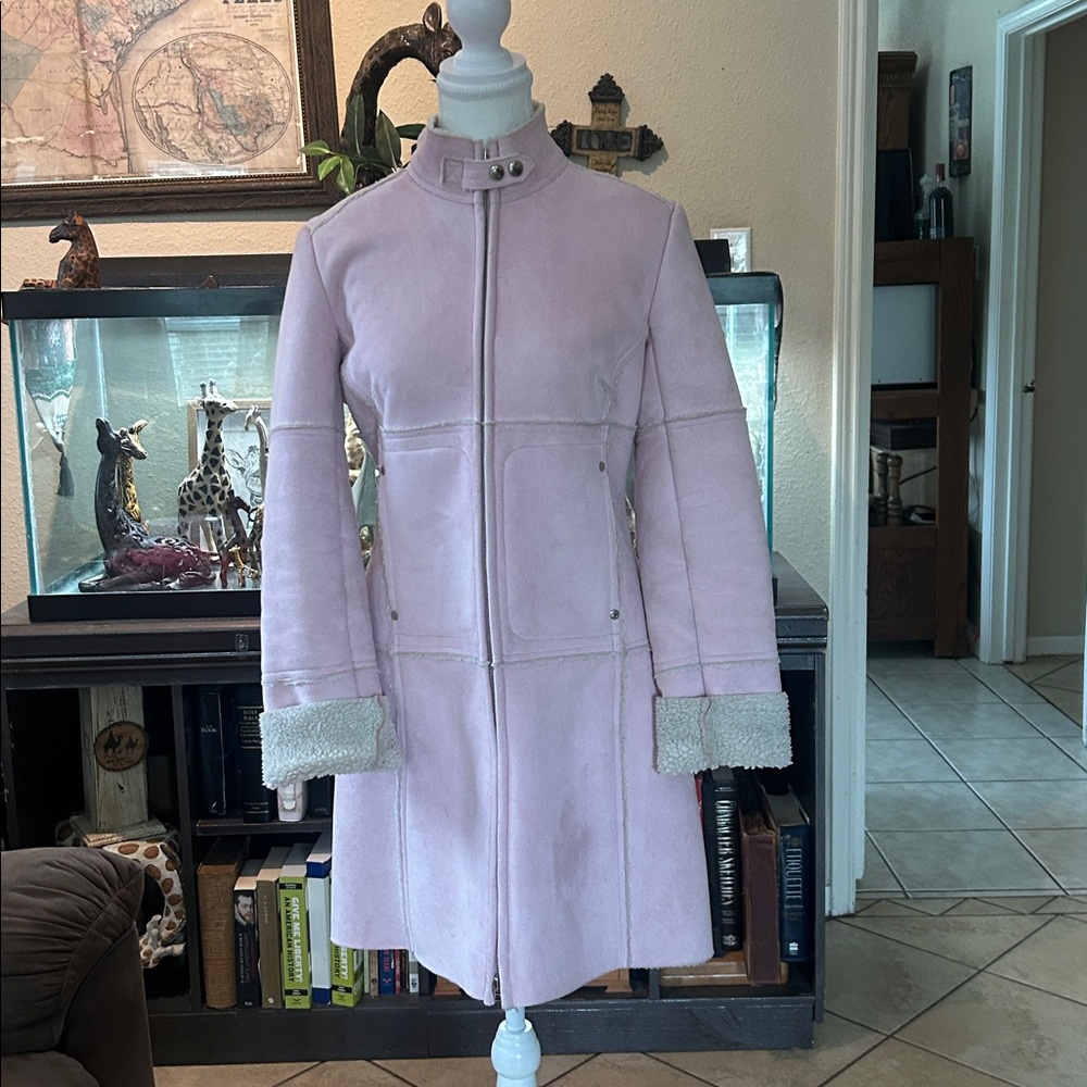 Bebe Light pink suede with crème color faux fur lining vintage style coat